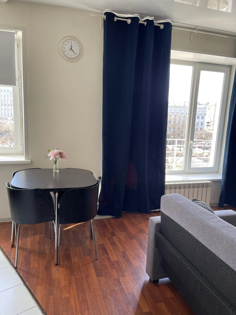 Апартаменты на Площади Горького