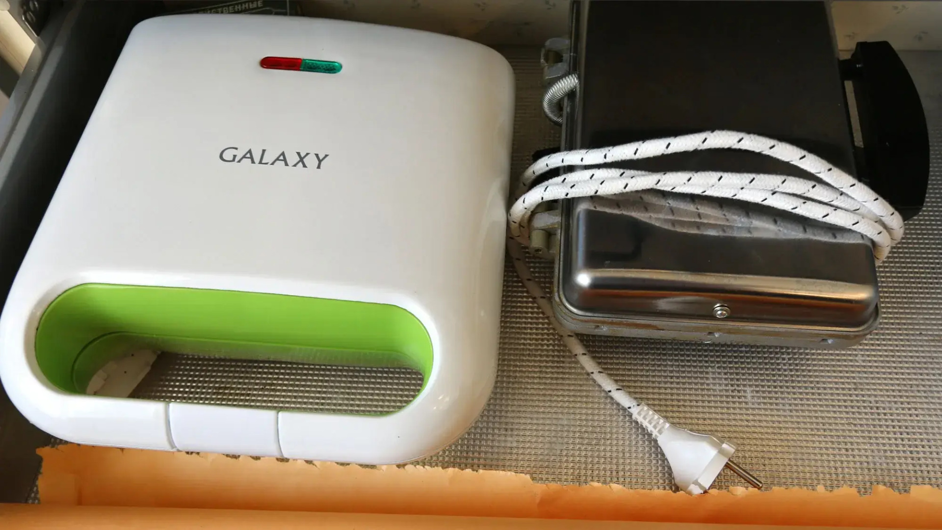 Квартира Просторная квартира с сауной рядом