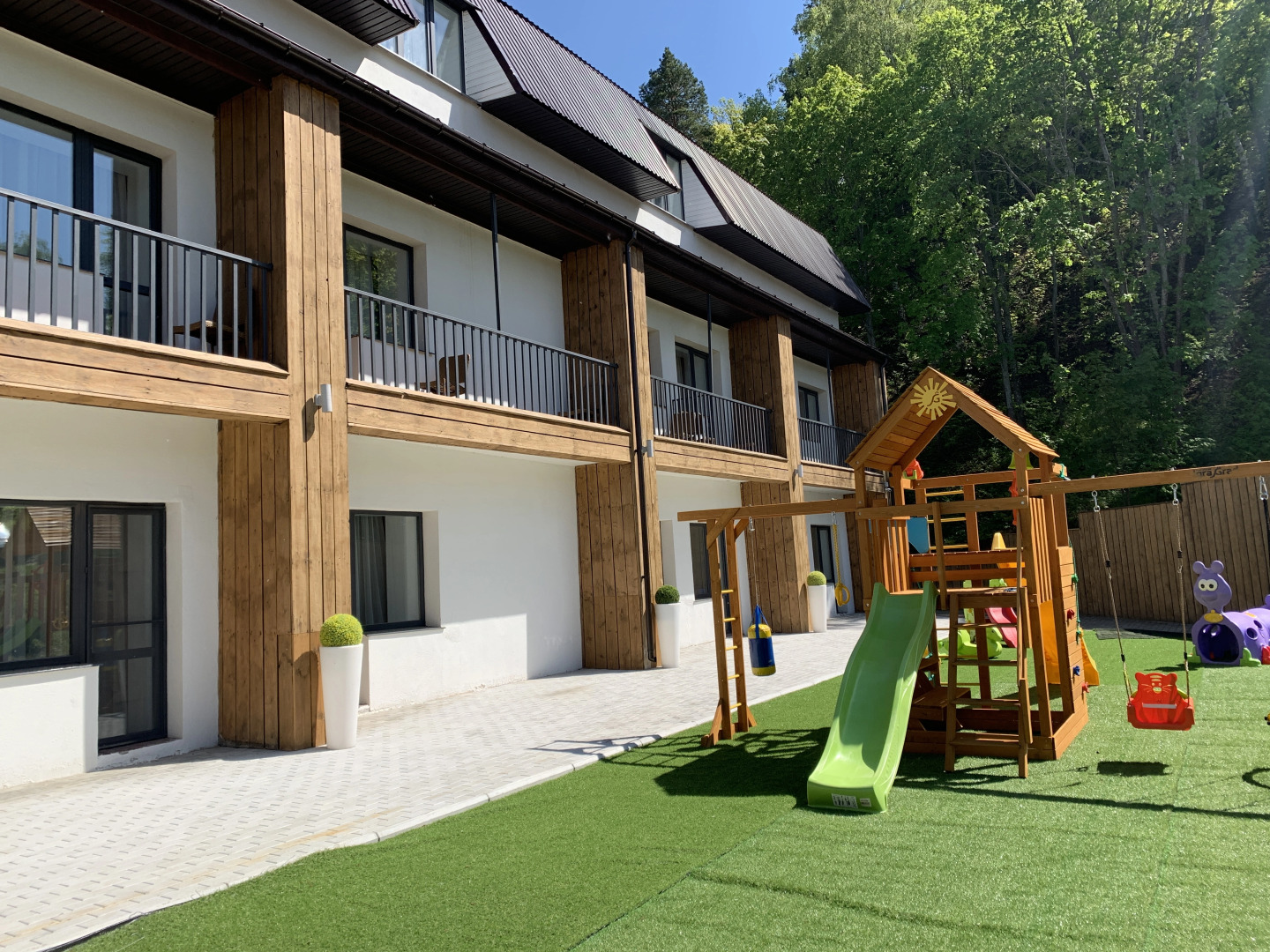 Отель Нерядово