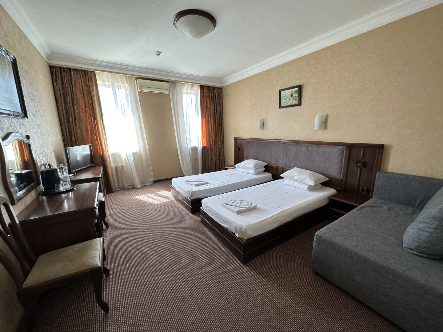 Отель Дилижанс