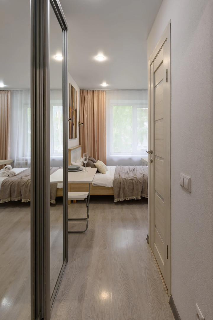 Апартаменты KrasLoft на Взлётной для одного