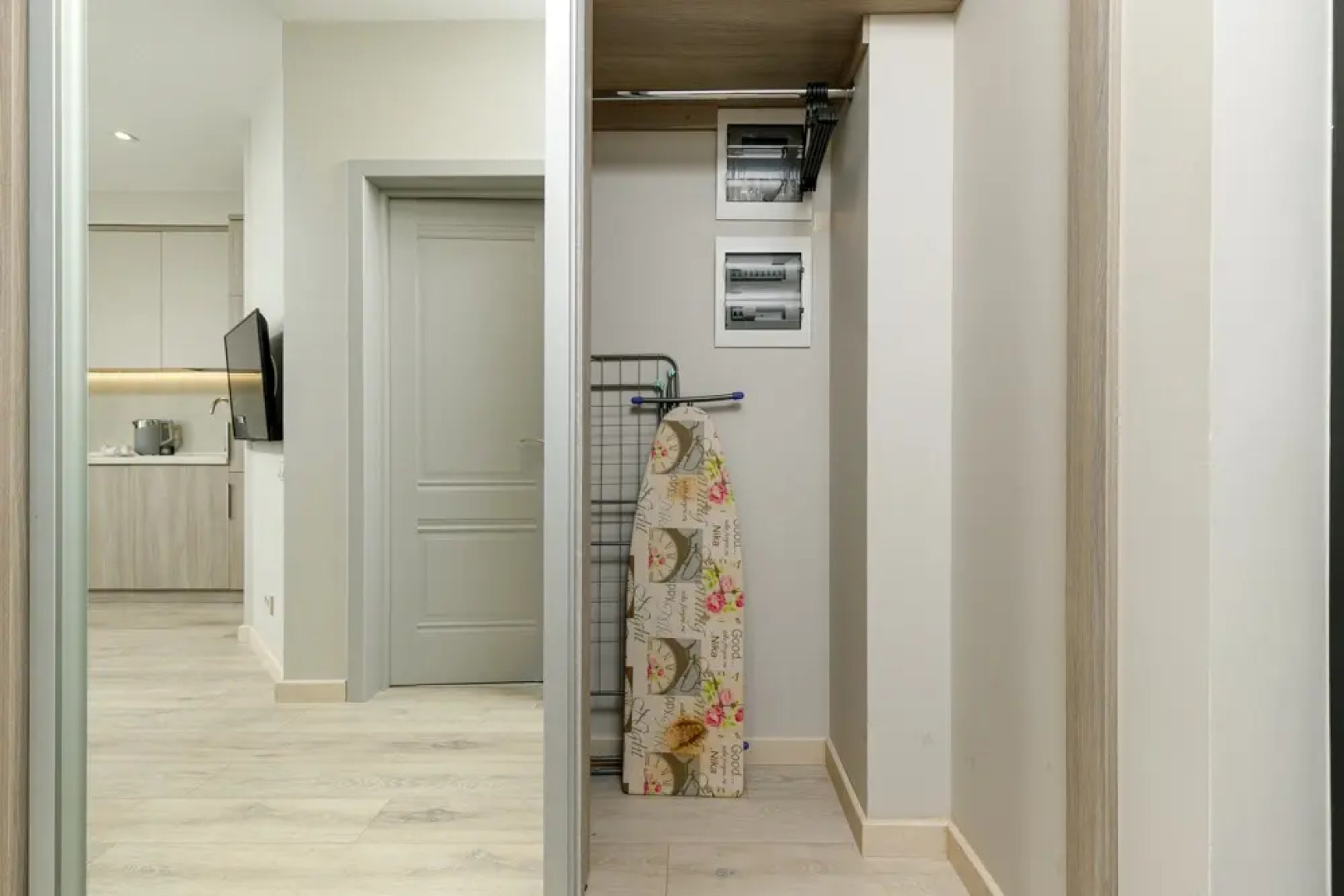 Апартаменты GeoApart Цветочная 30 1