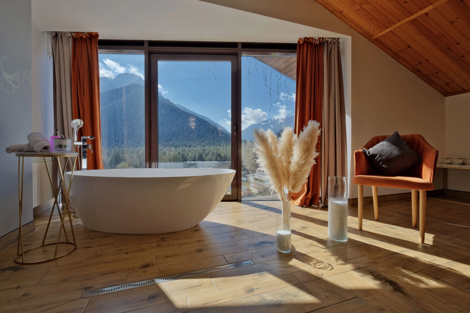 Отель Гранд Шале