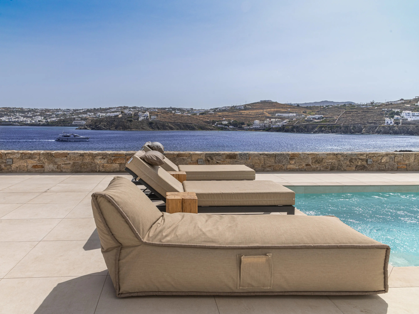 Вилла Myko Private Heated Pool on Beach