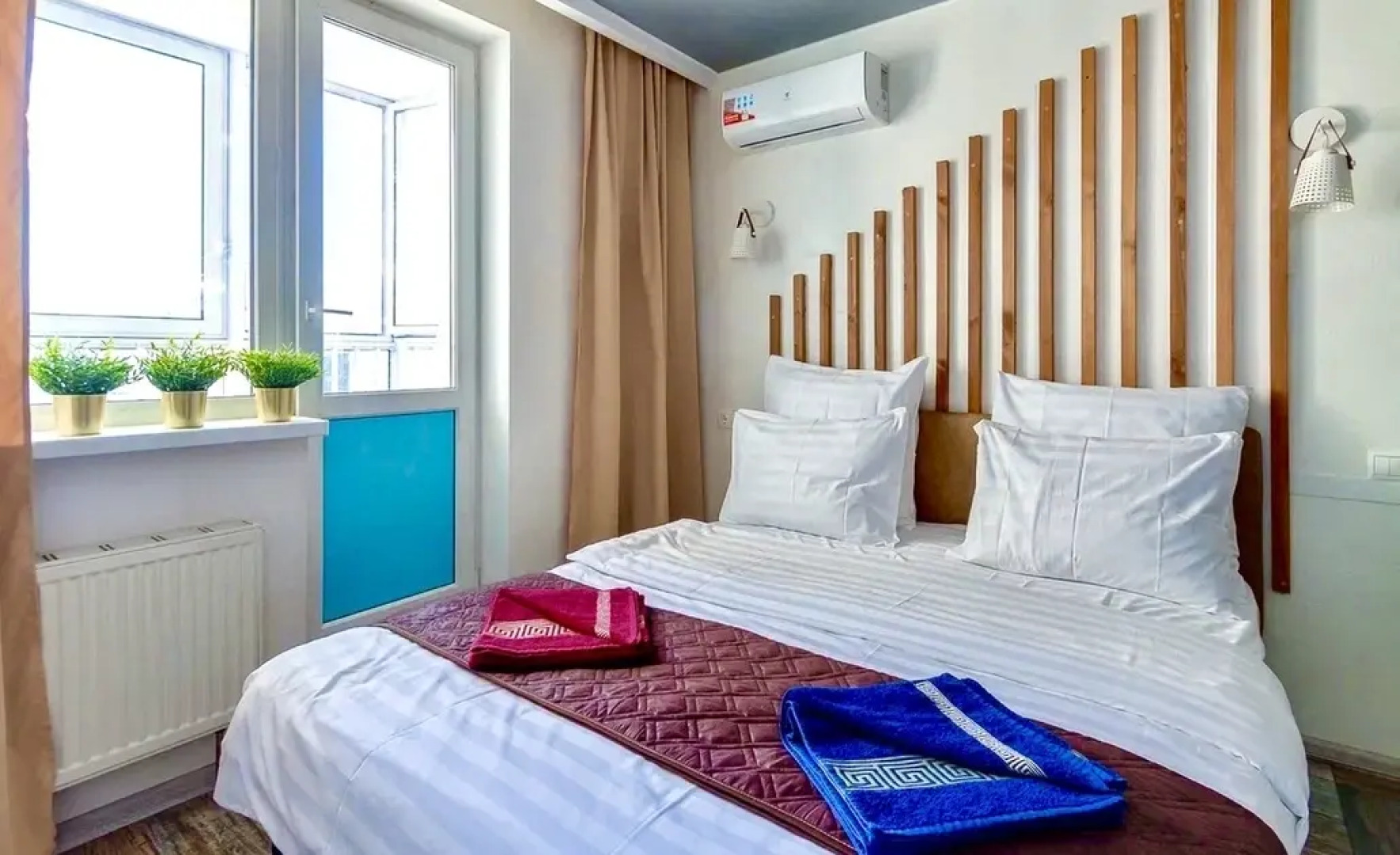 Апартаменты Уютная Студия с большой лоджией в доме бизнес-класса