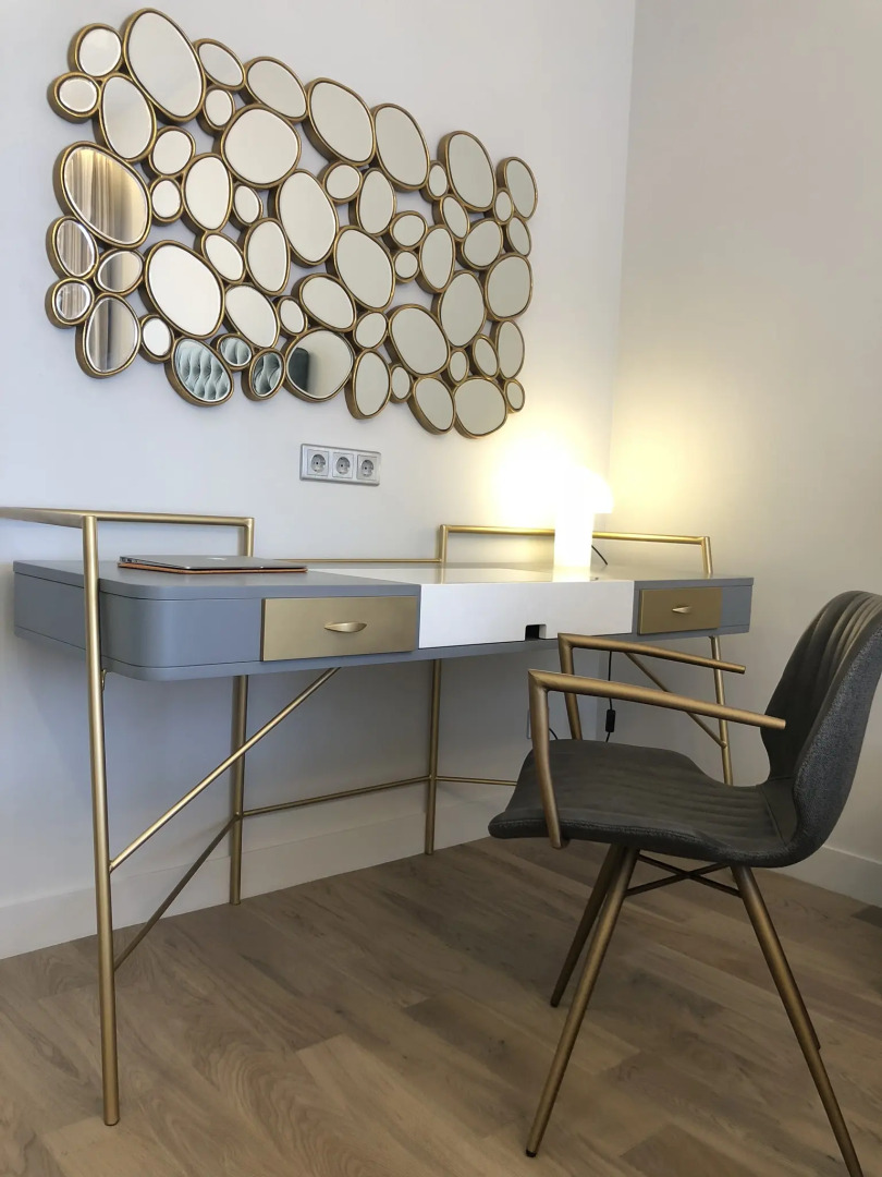 Апартаменты Четырехкомнатные Актёр Гэлакси