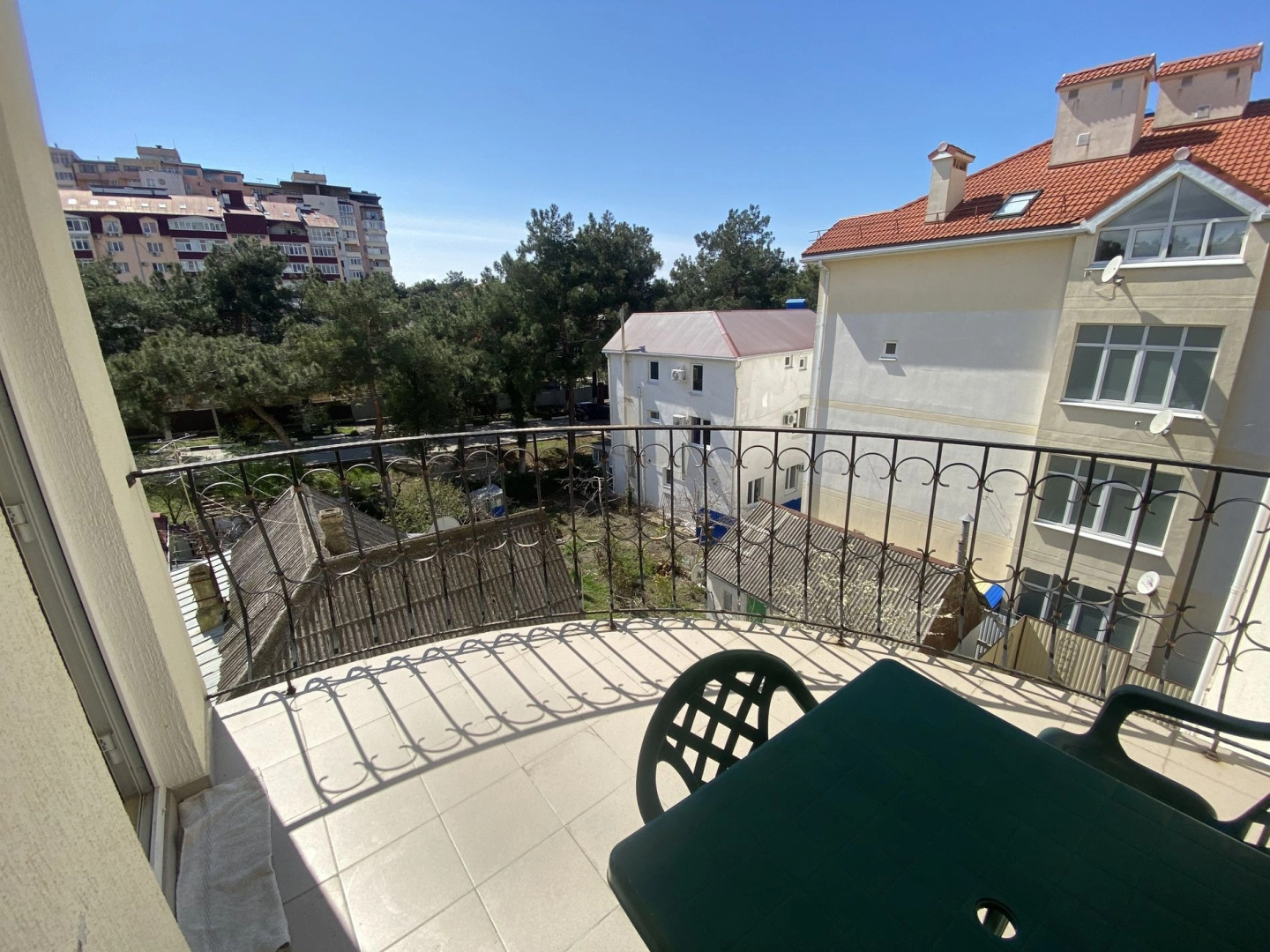 Апартаменты 201 Колхозная 9