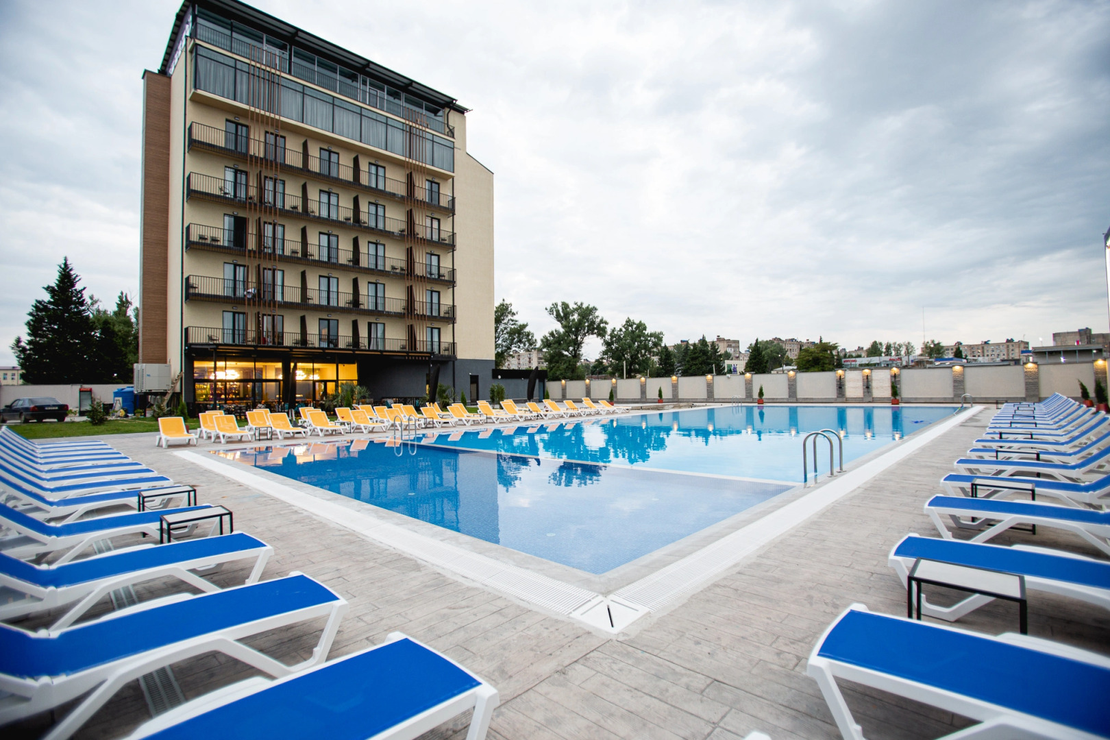 Отель West Inn Georgia