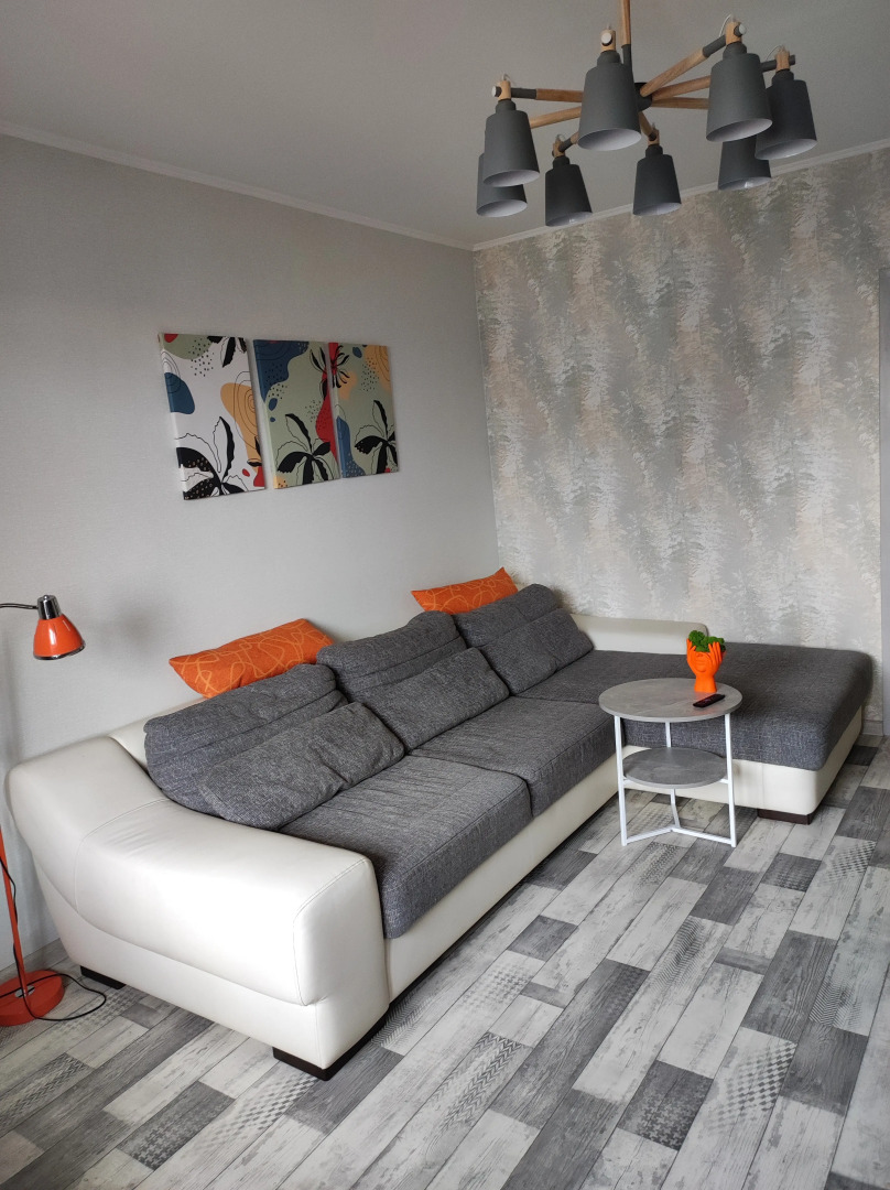 Квартира на Тополиной улице