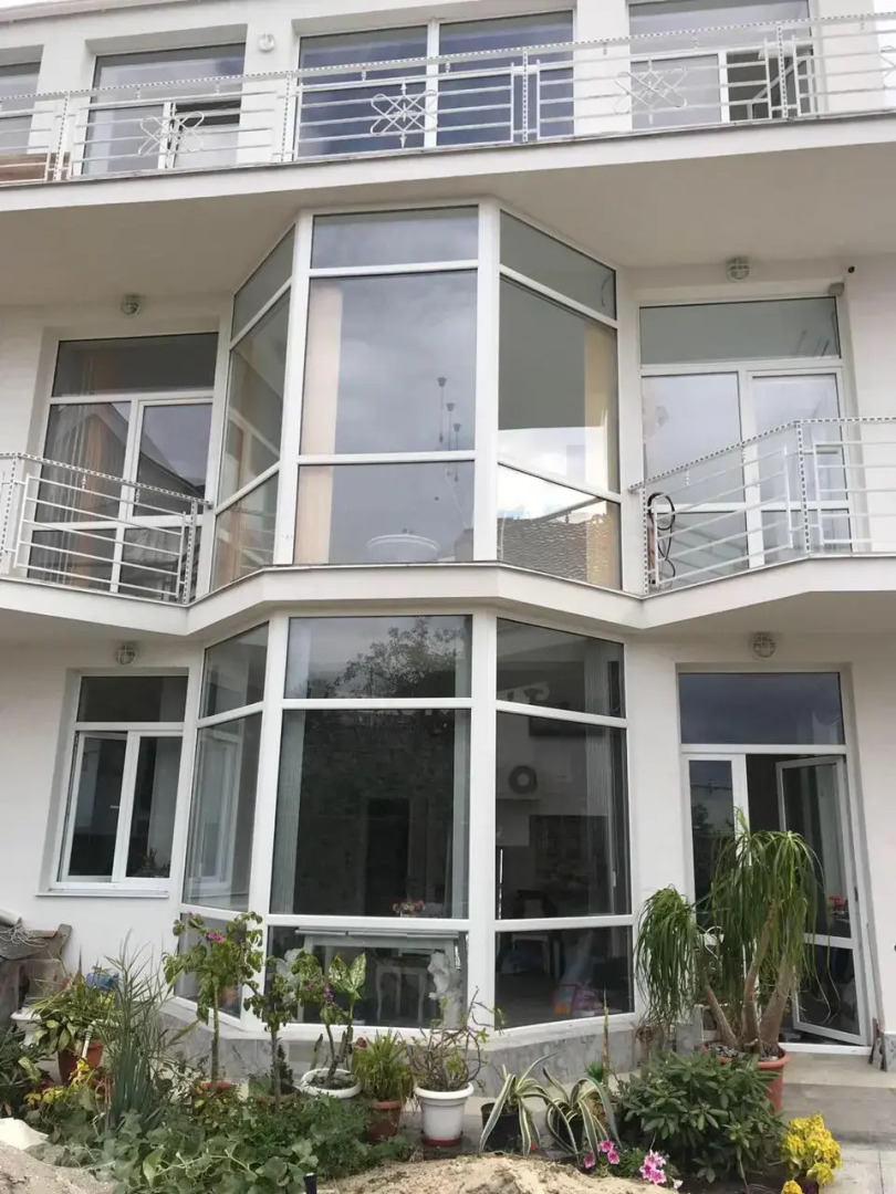 Вилла Шалед