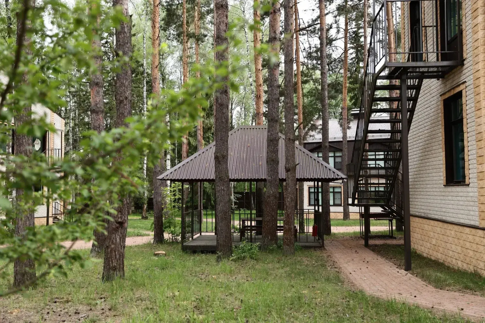 Отель Парк Светлое озеро