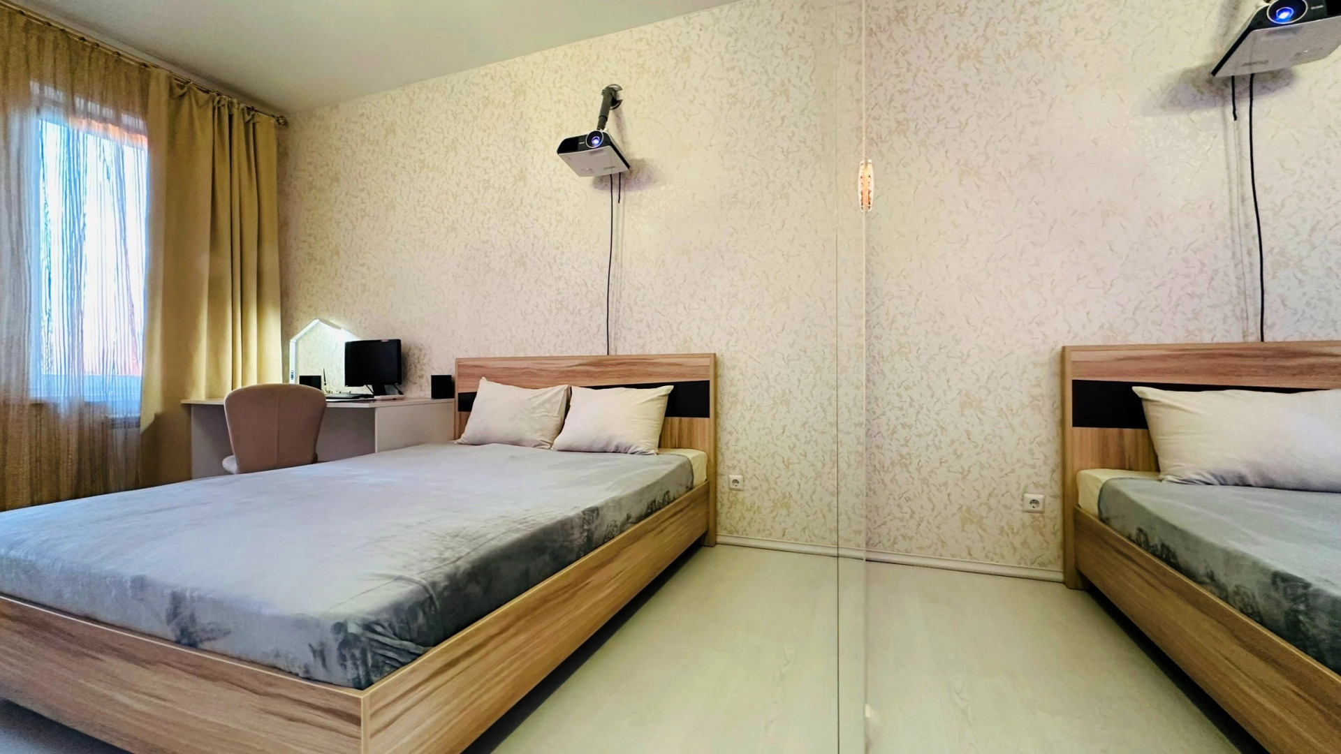 Квартира 3х комнатная с панорамой центра, 11 этаж