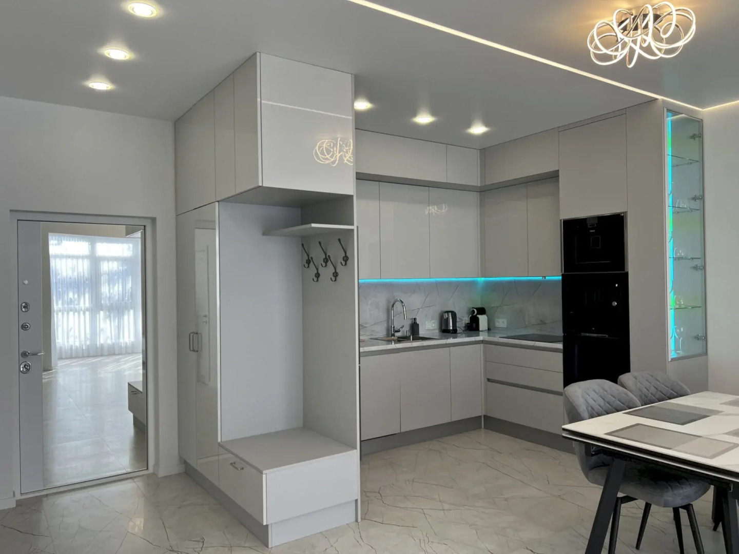 Апартаменты 215 в новом доме до моря 5 мин, Толстый мыс