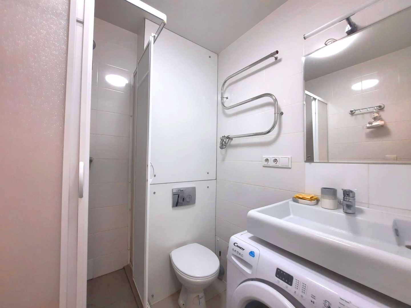 Квартира Вторая Студия на Ларюшина 4/2