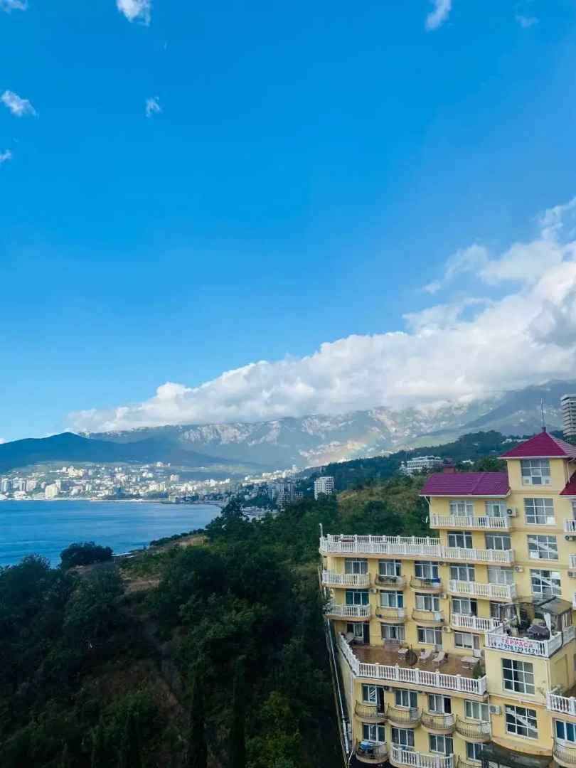 Квартира двухуровневая с панорамным видом на море