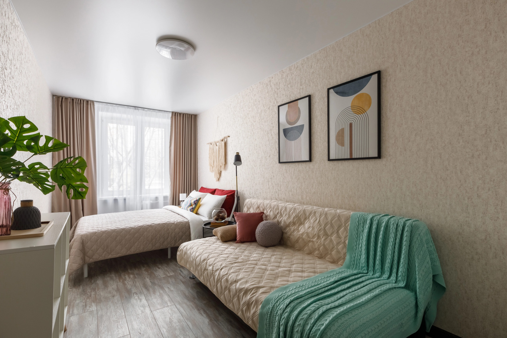 Трехкомнатная квартира рядом НМИЦ имени Рыжих