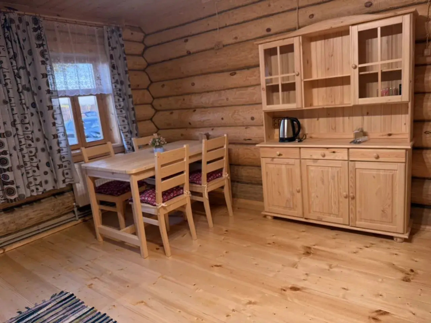 Частный дом Изба на бeрегу реки