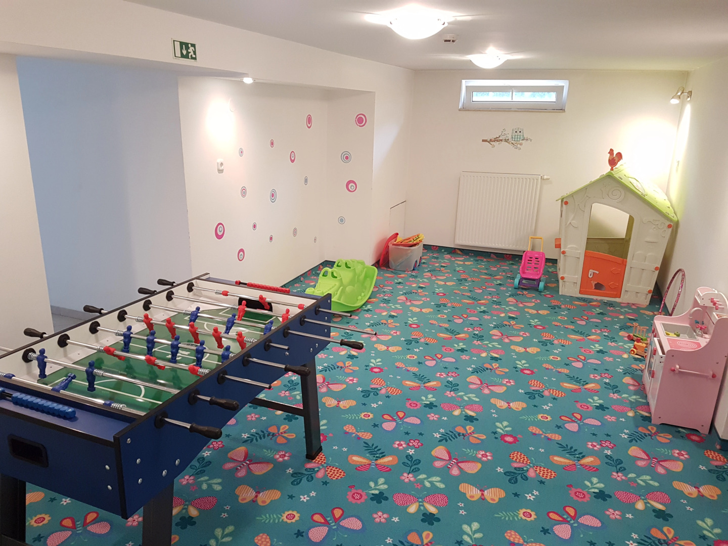 Отель Aqua Sarvar