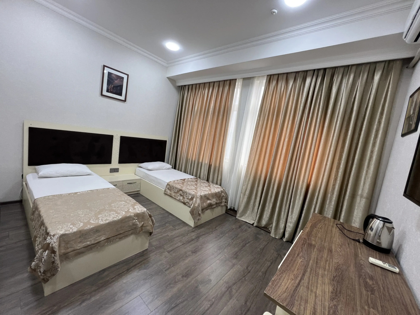 Bulvar Inn Hotel