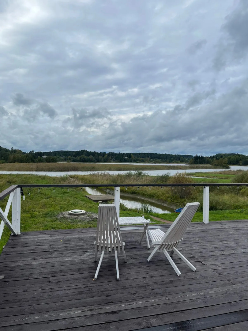 Частный дом на берегу Ладожского озера