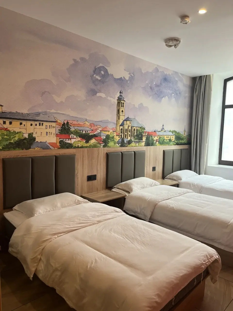 Отель Holiday Hotel