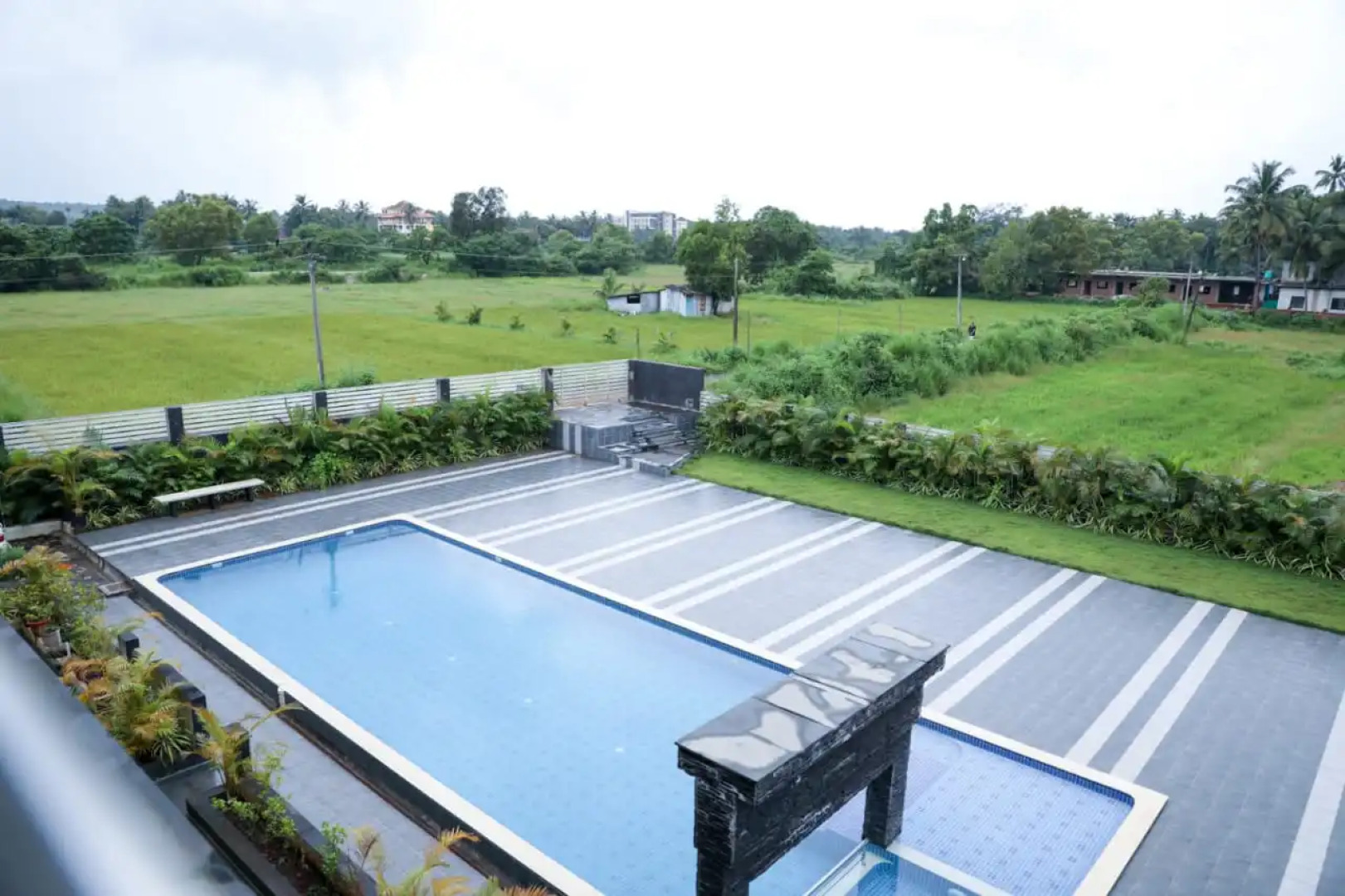 Апартаменты Crystal Village In Green