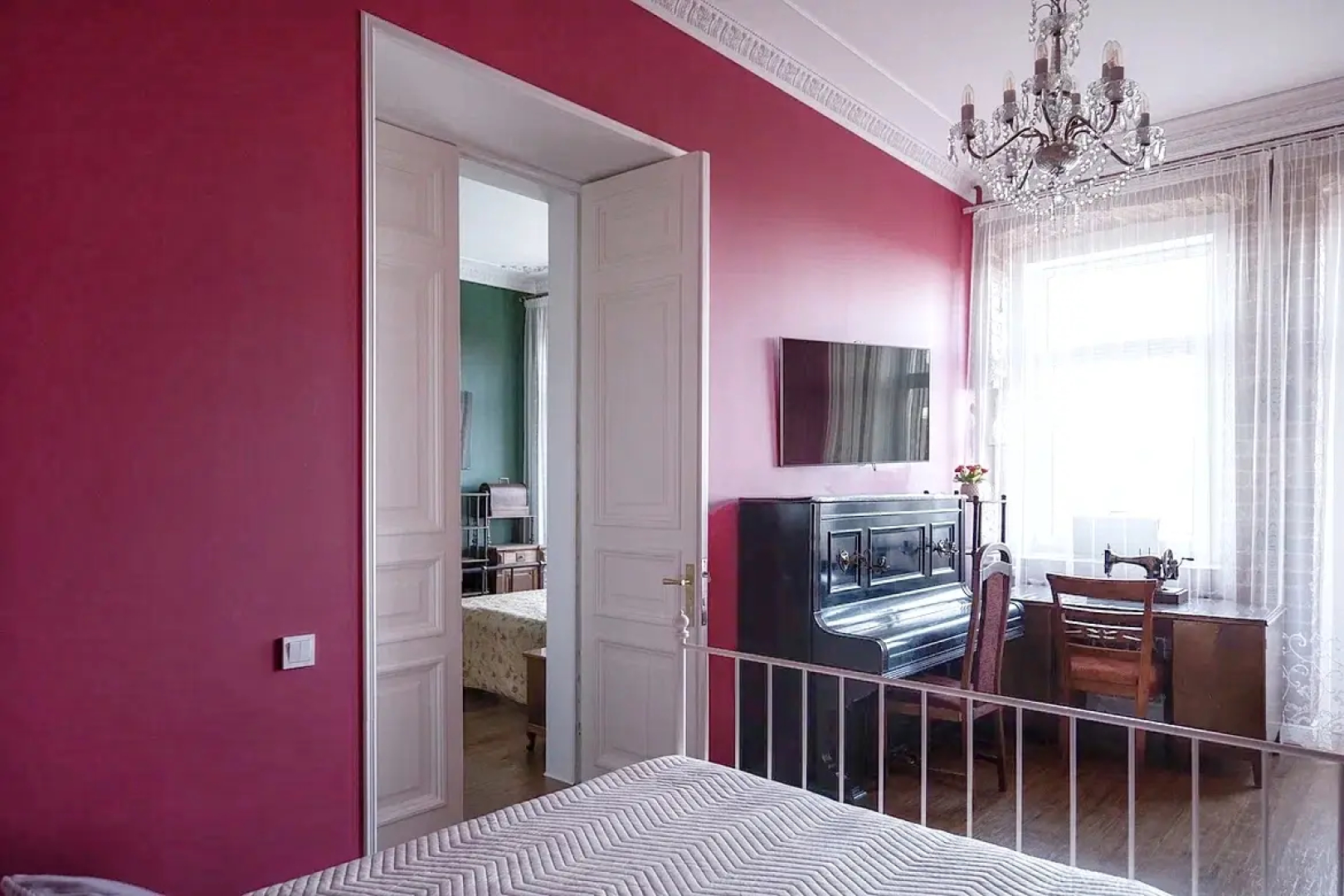 Апартаменты Видовая Аутентичная квартира на Жуковского