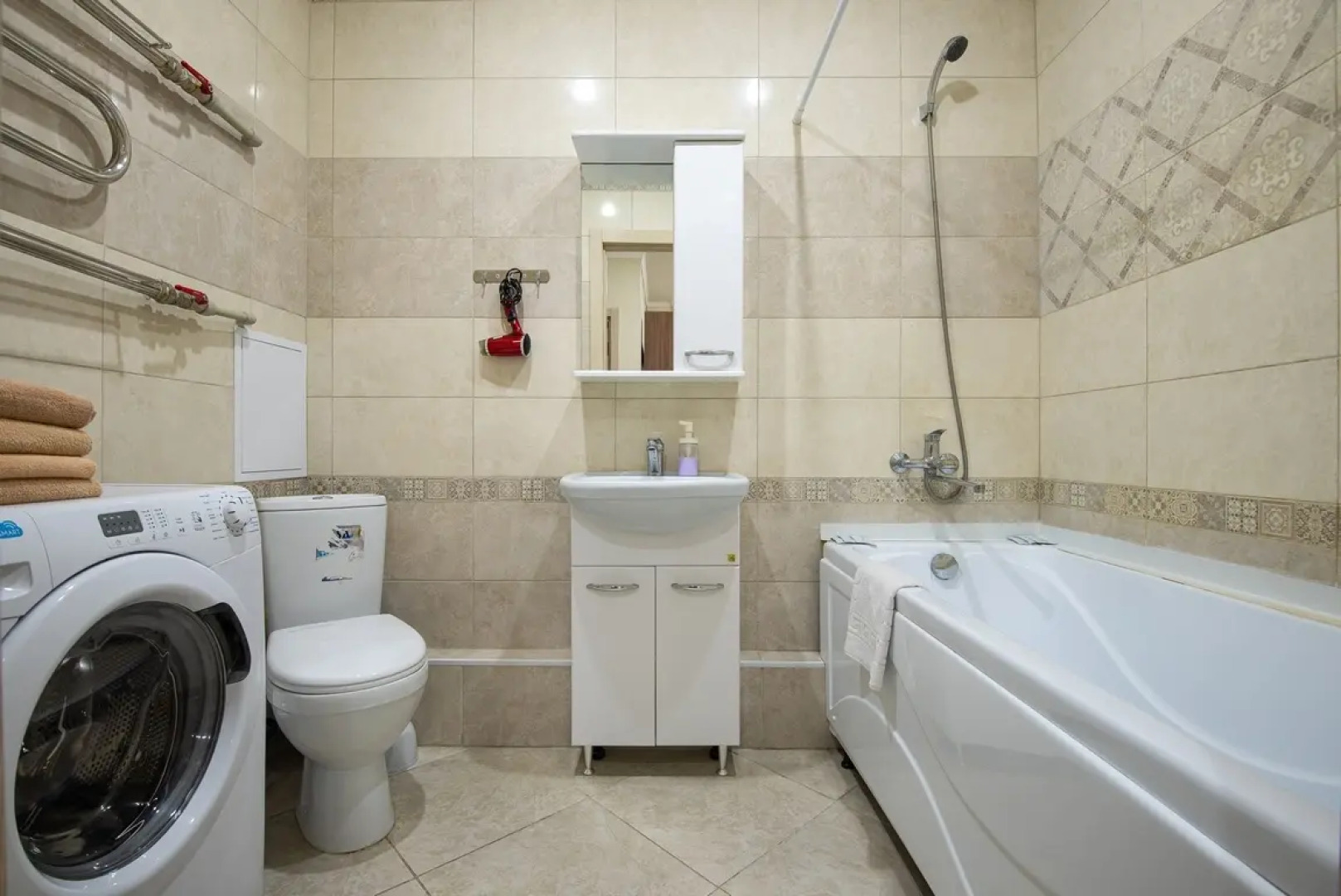 Апартаменты евро2 на Красной в центре города , заселение круглосуточно by Depart Apart