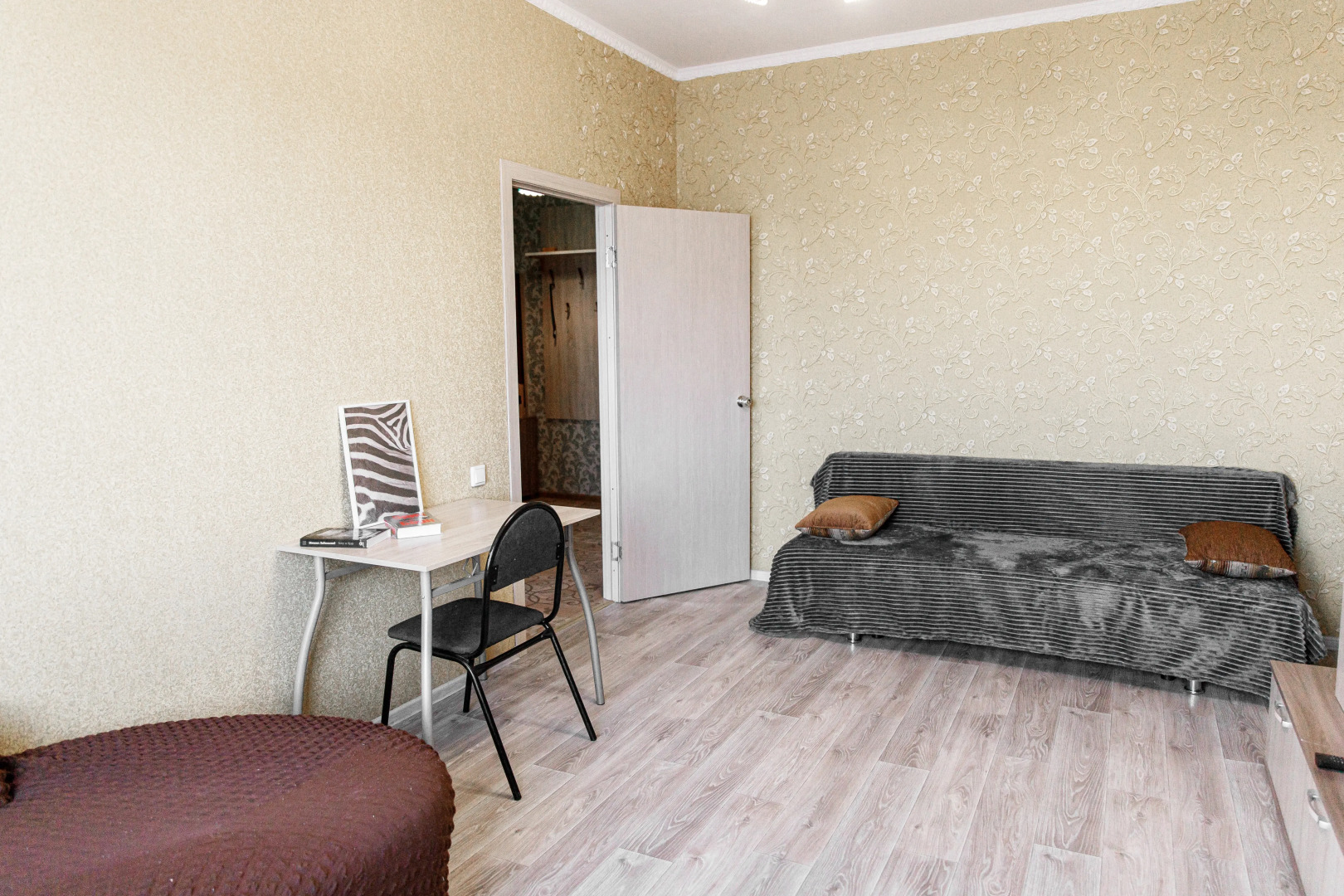 Апартаменты Притомский 13