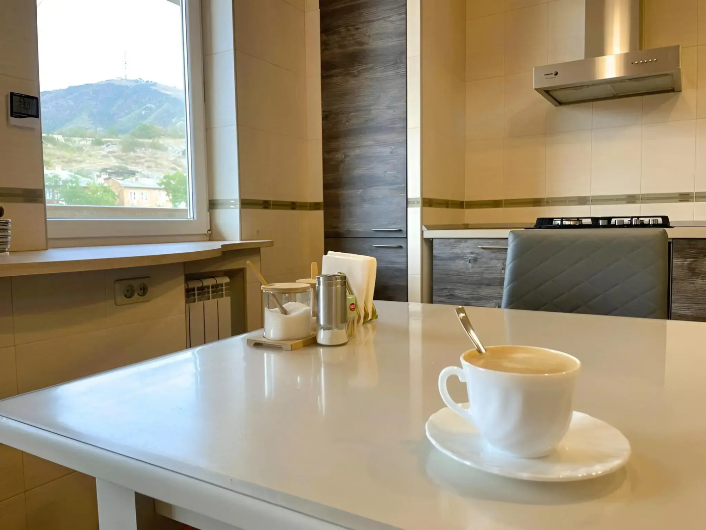 Квартира для большой семьи в курортной зоне Пятигорска с балконом и видом на гору Машук