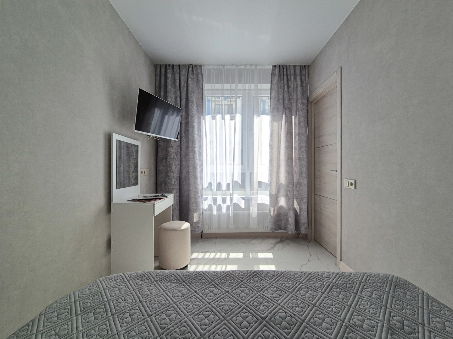 Квартира с Балконом в Одном из Самых Зеленых Районов Сочи