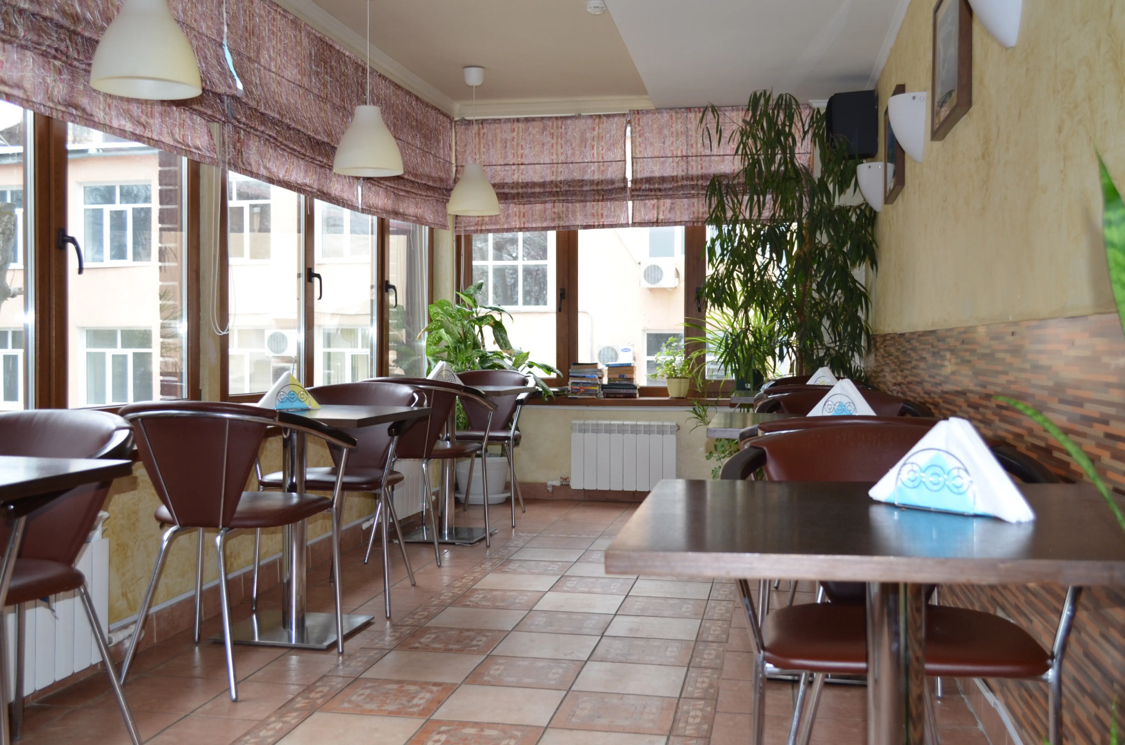 Гостиница Тревел