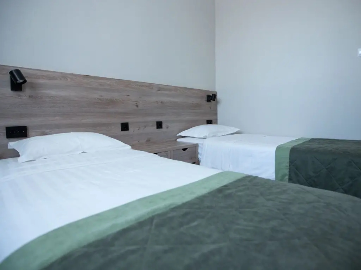 Отель Золотой Дракон