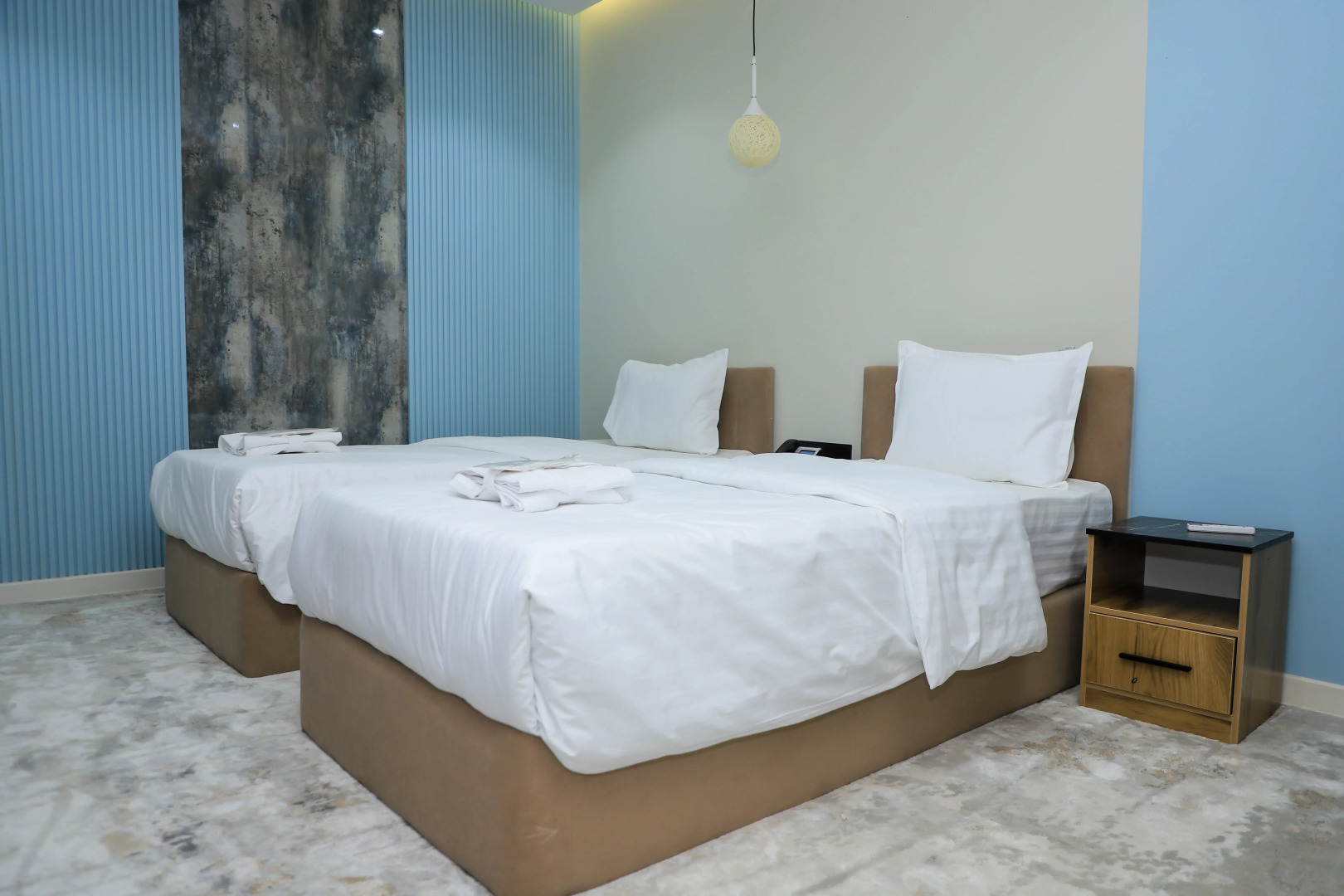 Отель Rich Land