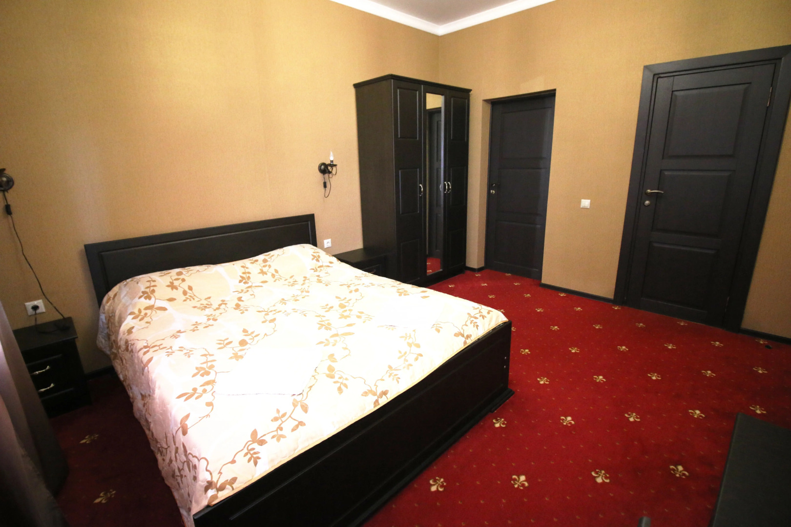 Отель ДжаНат