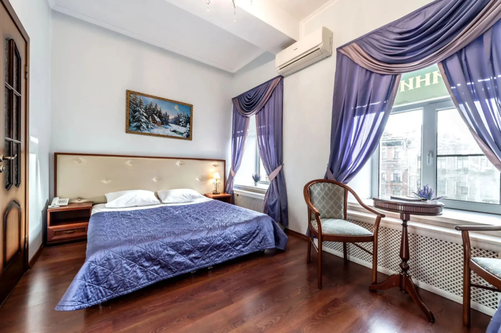 Отель Времена Года