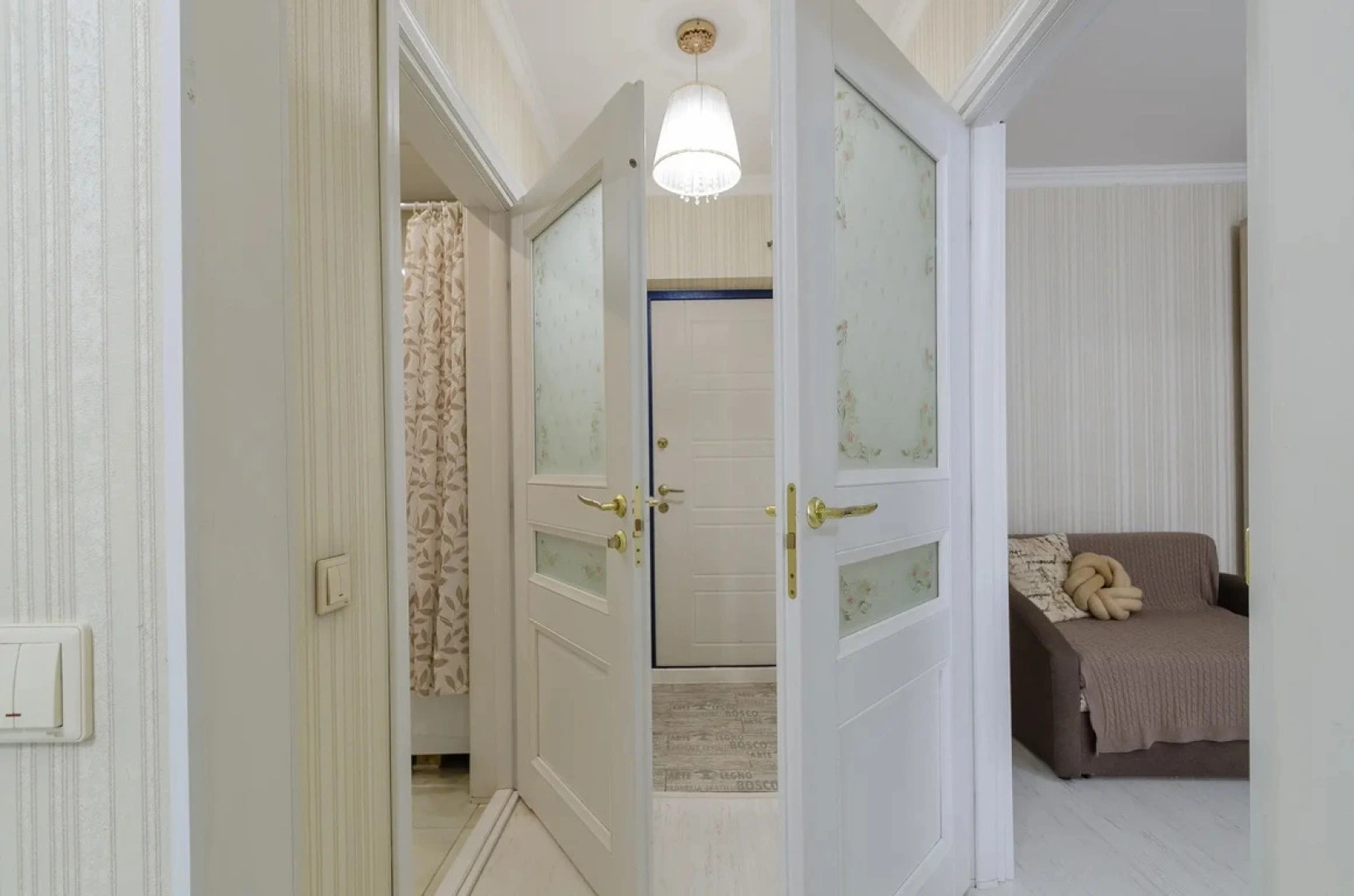 Апартаменты "Полулюкс с джакузи"