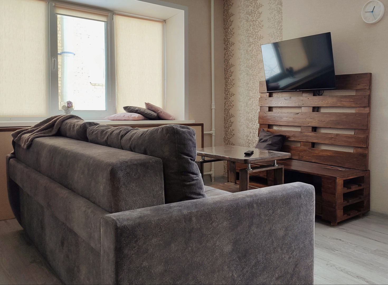 Апартаменты RENtown Студия у Фонтана