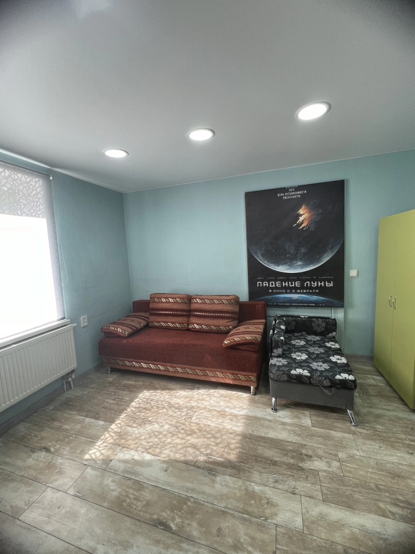 Квартира со своей отдельной огороженной зелёной территорией