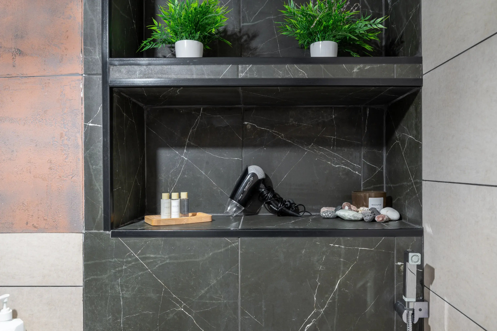 Квартира уютная возле горной реки. Кватро 28