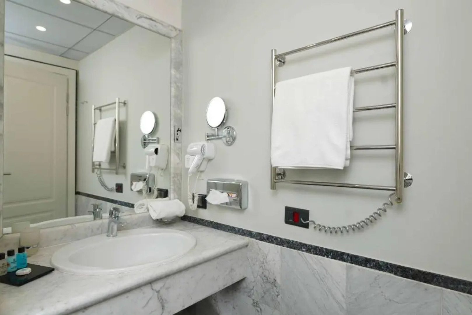 Отель Best Western Plus Congress Hotel