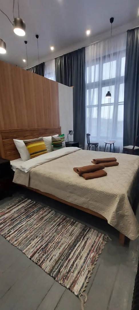 Апартаменты "У художника на Аллее Героев, 4"