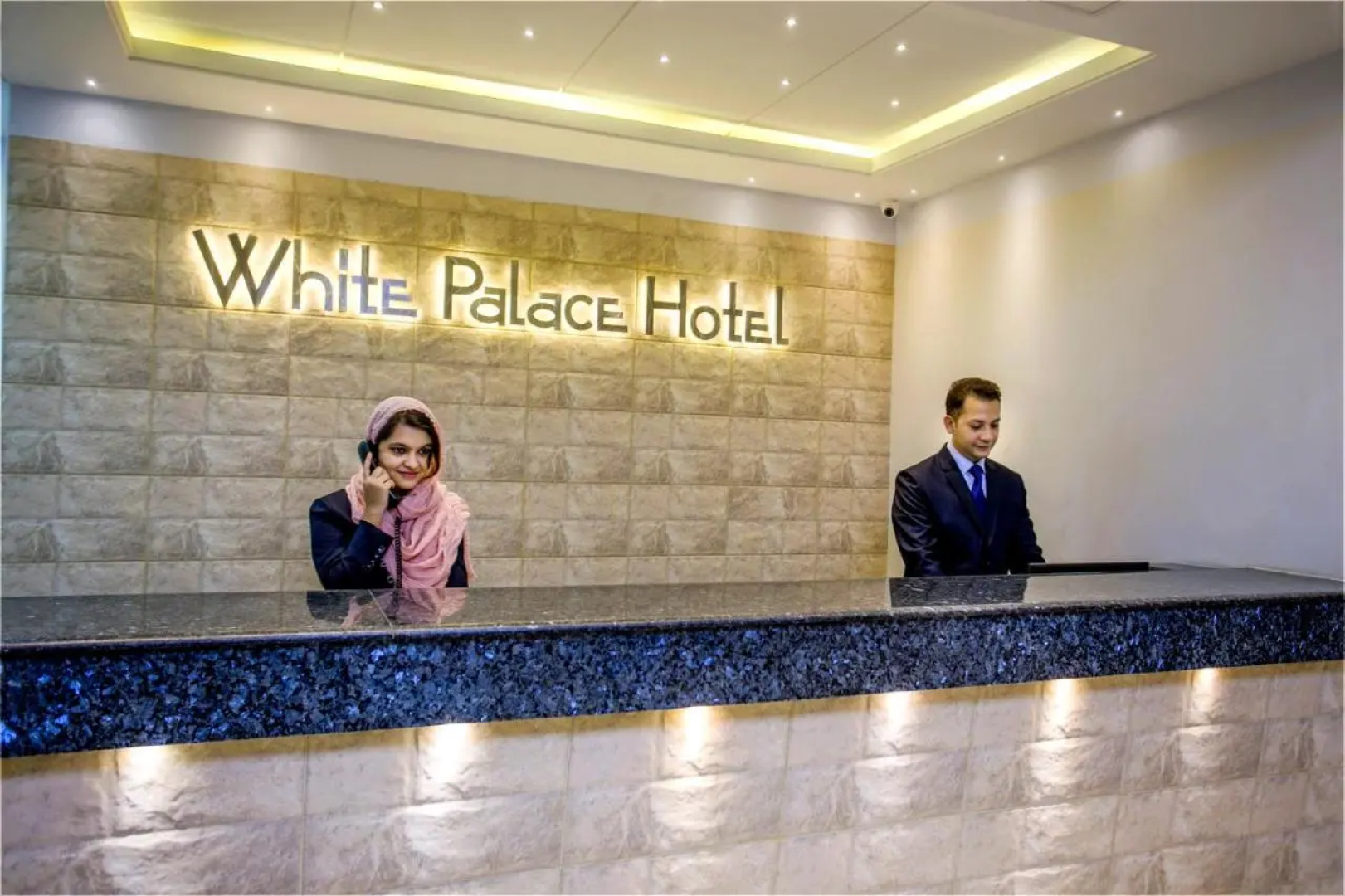 Отель White Palace