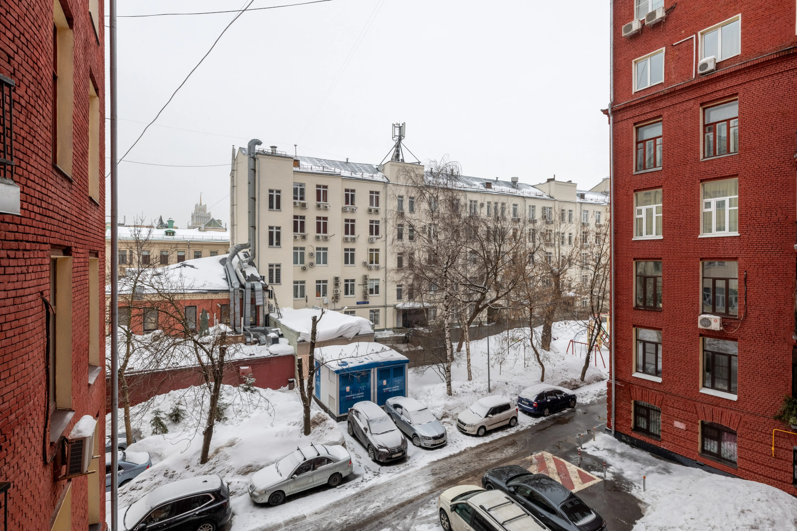Квартира GM Apartments По следам Мастера и Маргариты