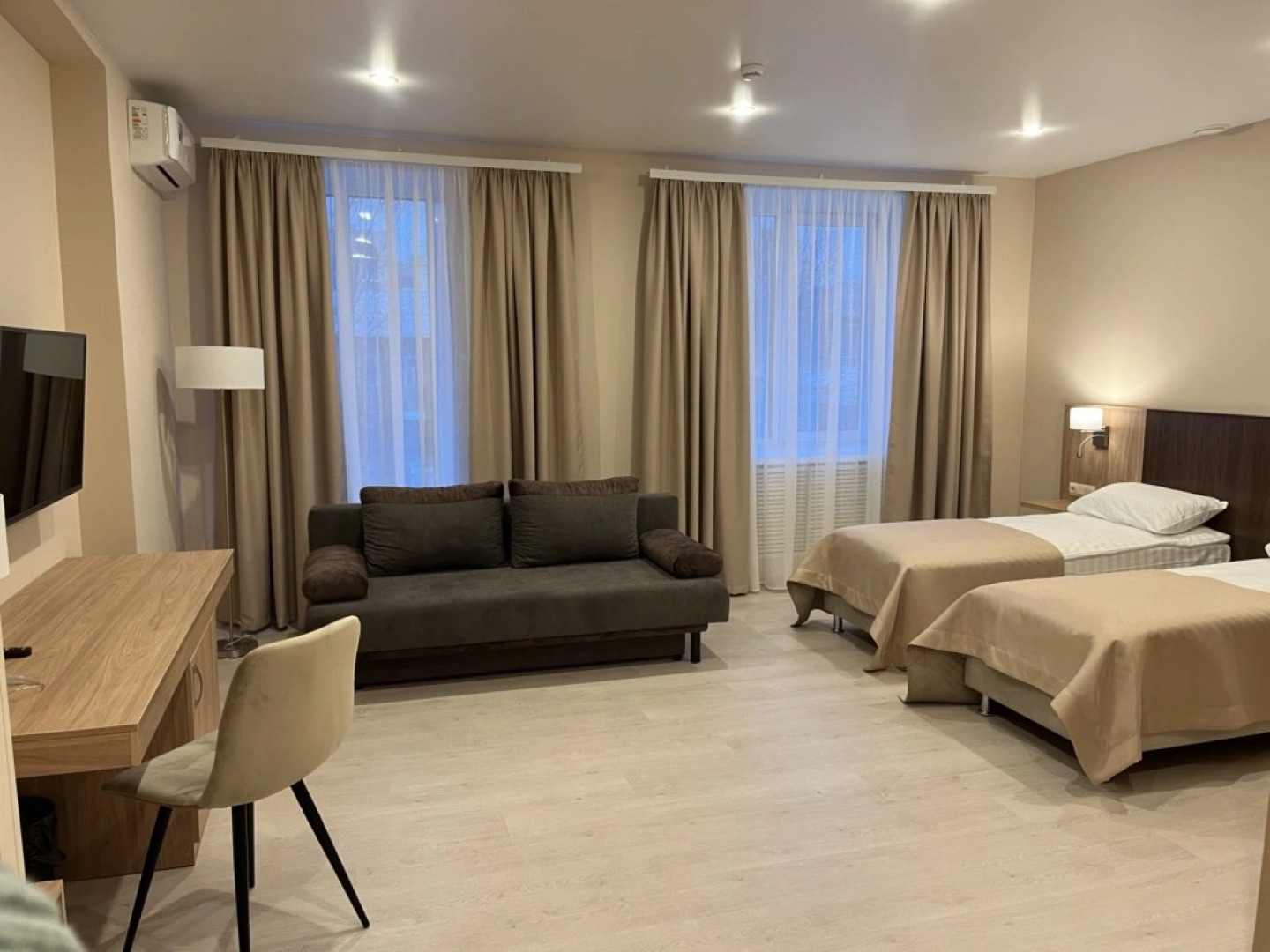 Отель Александровский