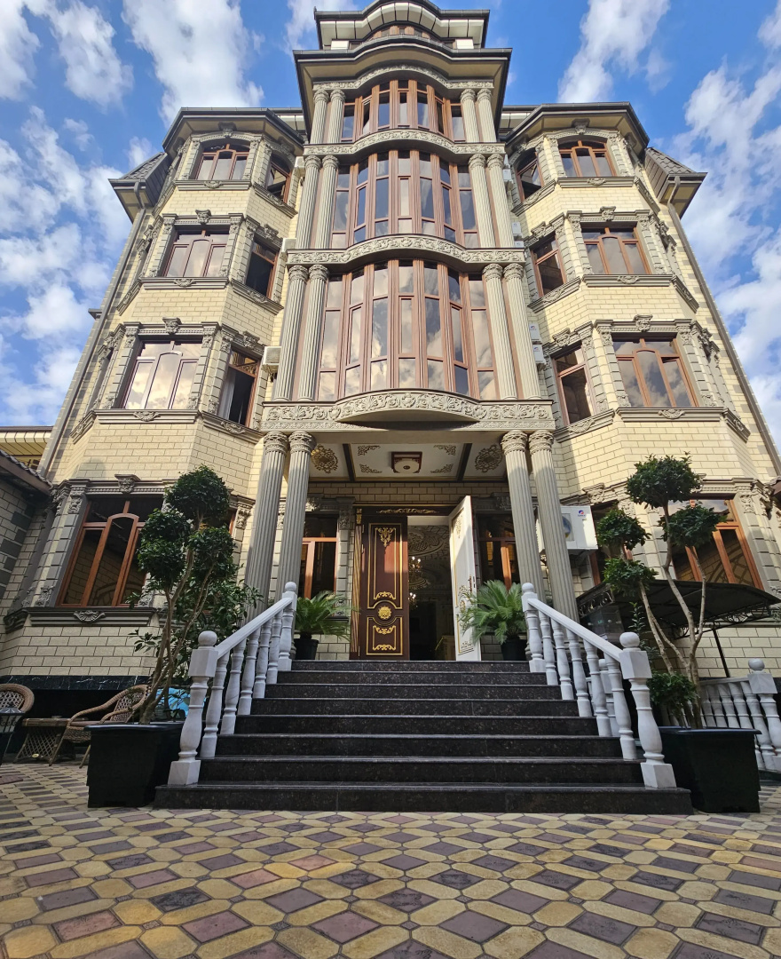 Отель Sharq