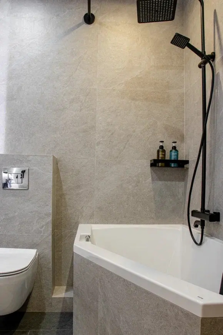 Апартаменты Люкс в центре Верхнее озеро, новый дом, Колибри#88А