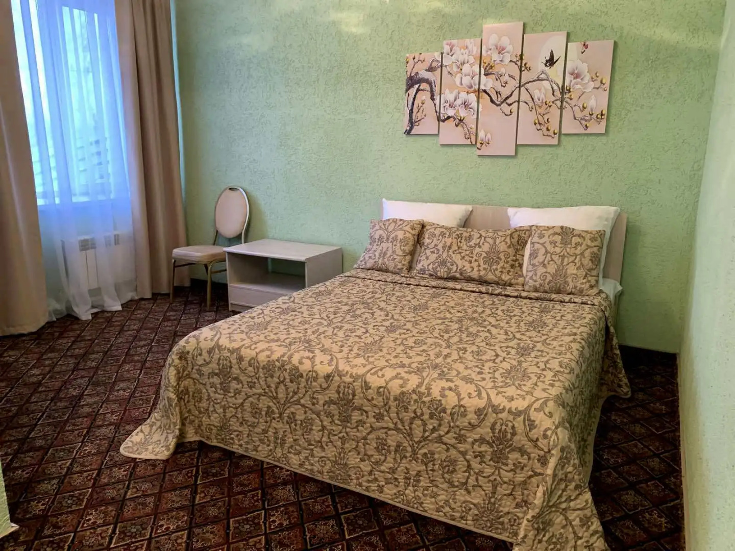 Отель ГК Русская Тройка