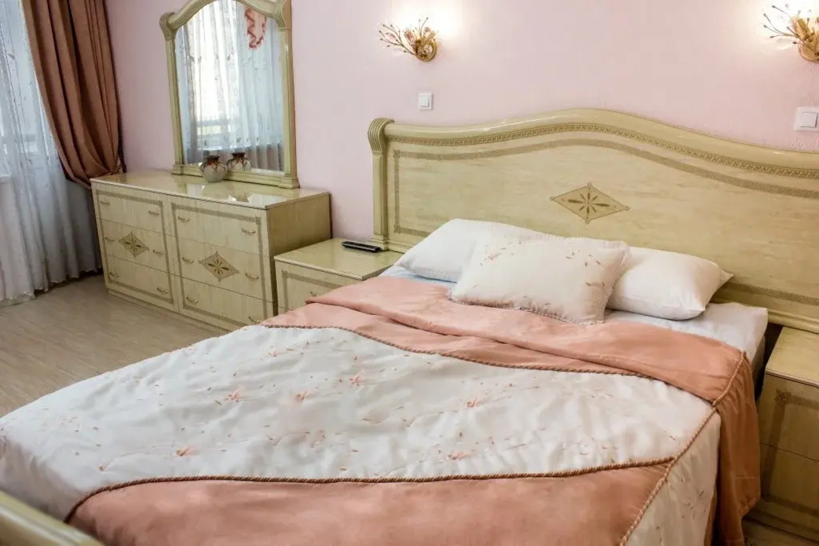 Отель Бригантина