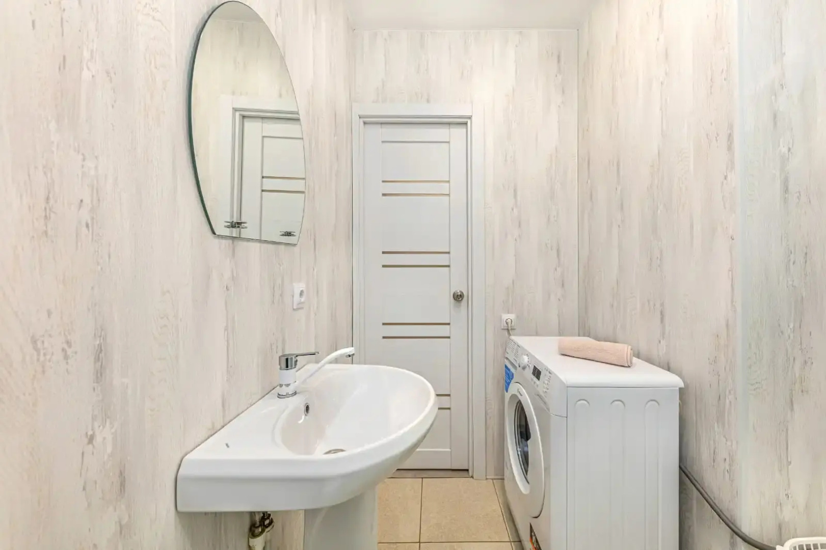 Квартира Уютная студия на Университетской Набережной